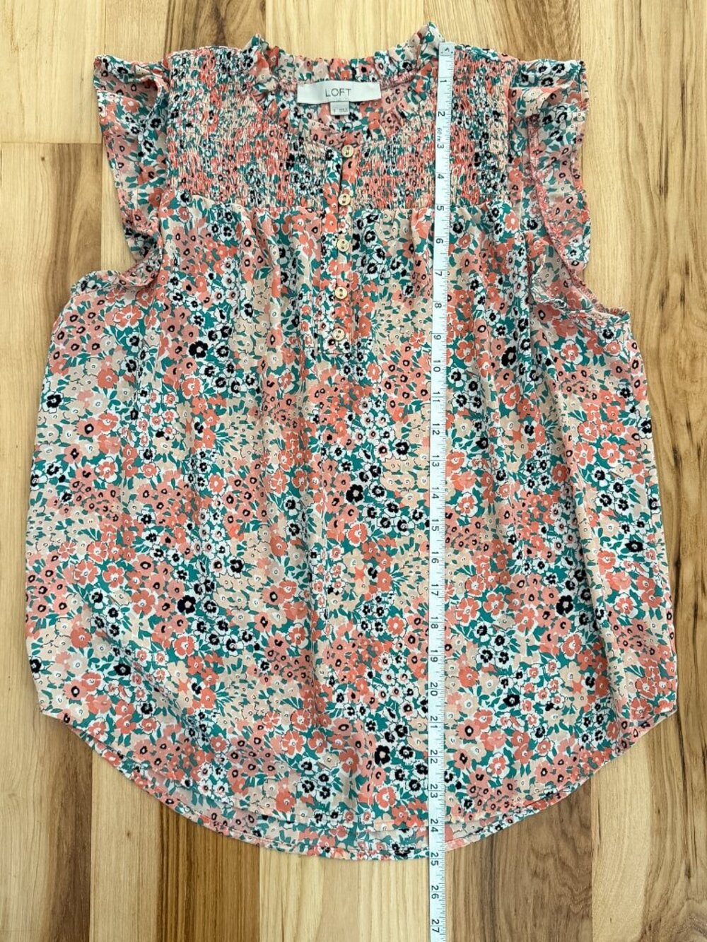 LOFT Smocked Ditsy Floral Blouse | Flutter Sleeve | Ruffle Neck | Size S - Picture 7 of 10